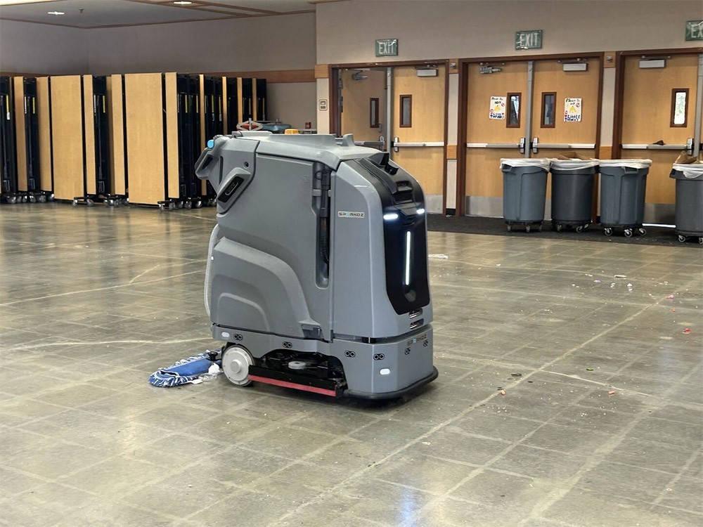 Sparkoz Robots: Elevating School Cleaning Standards